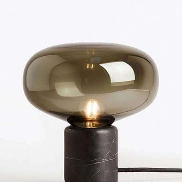 Elegant Bordlampe - Moderne Belysning