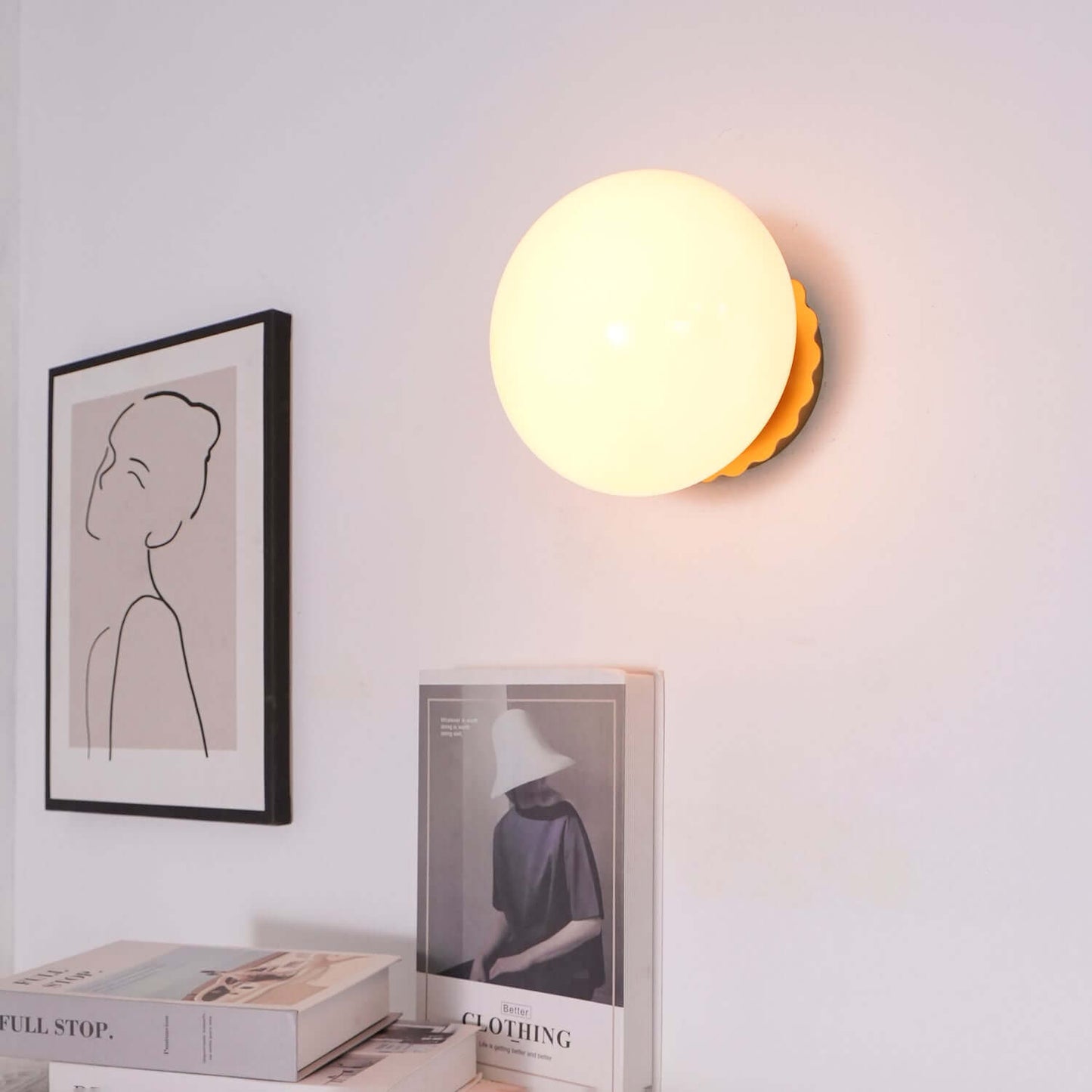 Elegant Bordlampe med Glasskjerm - Modern Hjembelysning