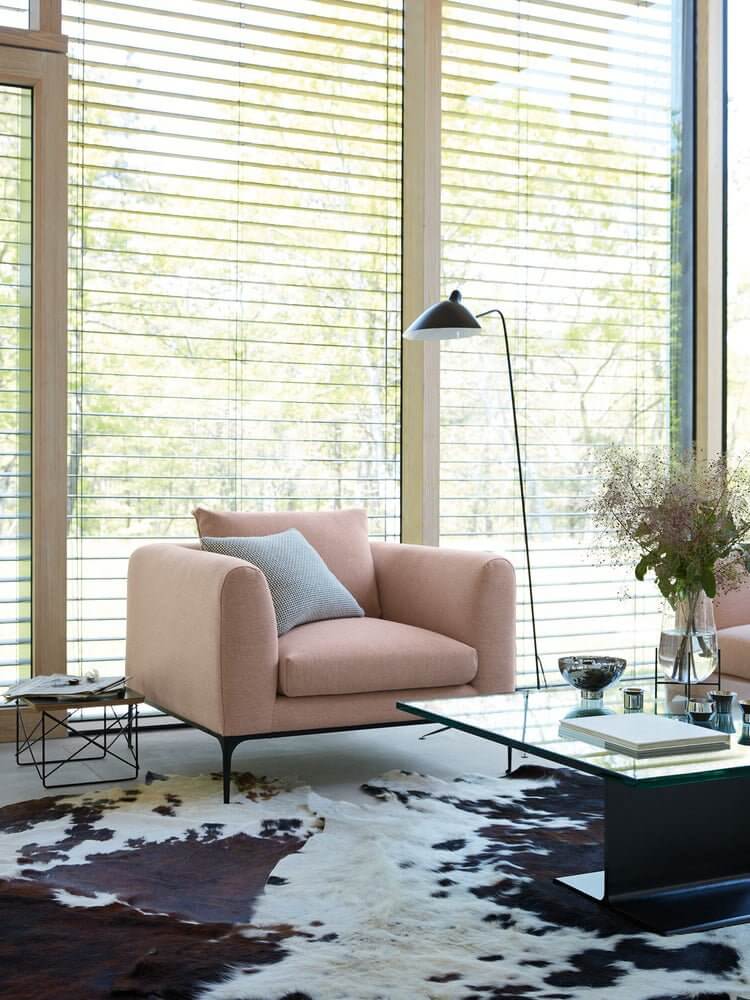Elegant Tre-armet Gulvlampe
