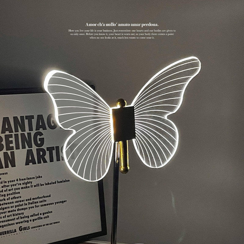 Elegant Krystall Bordlampe med Sommerfuglmotiv