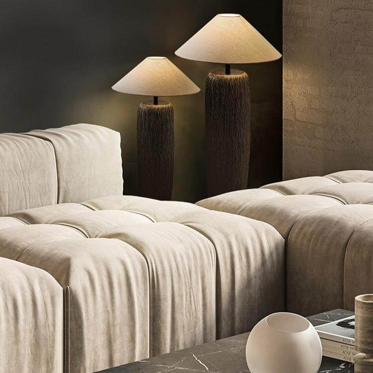 Rustikk Gulvlampe i Tre - Elegant & Funksjonell Belysning