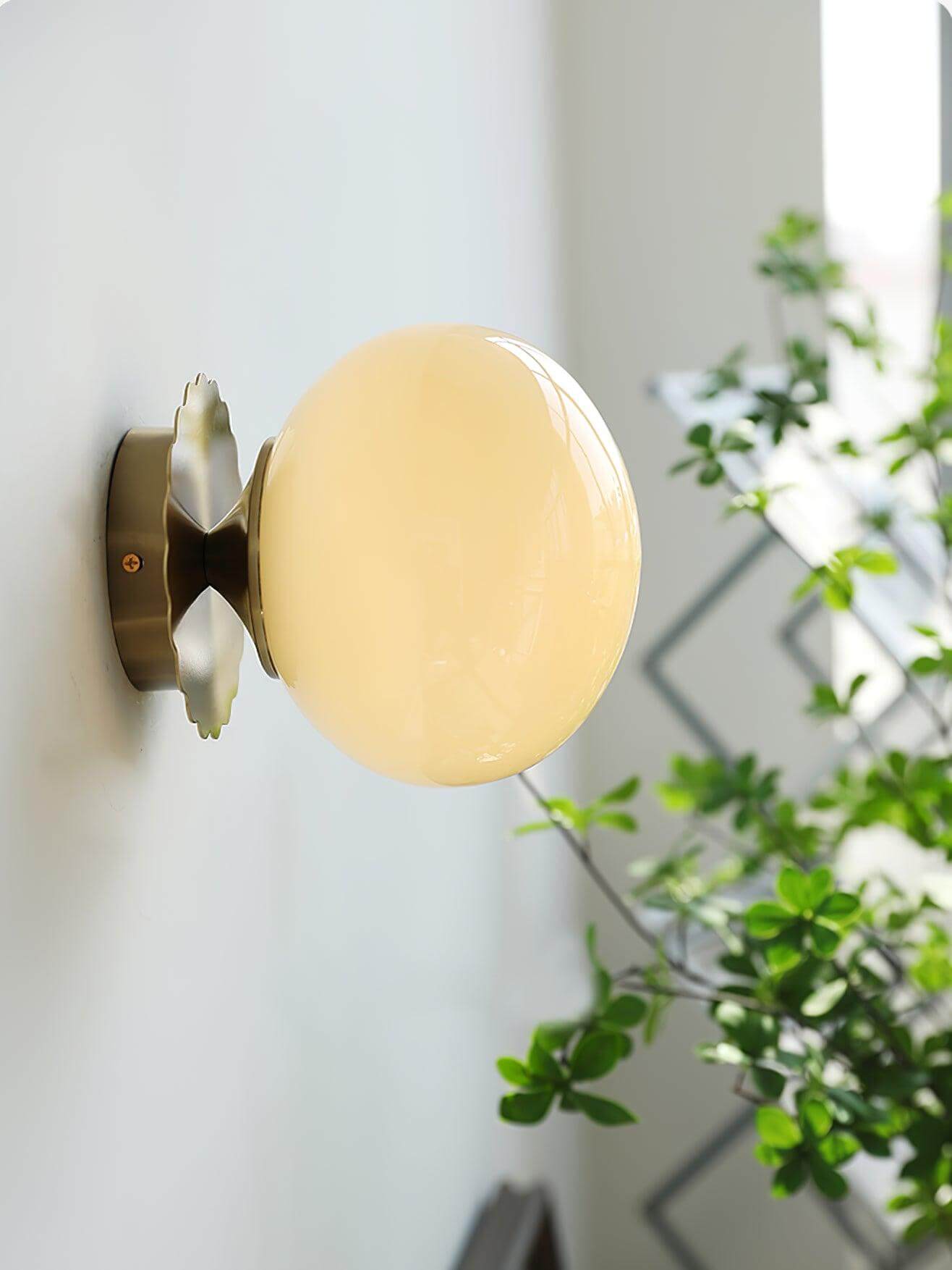 Elegant Bordlampe med Glasskjerm - Modern Hjembelysning