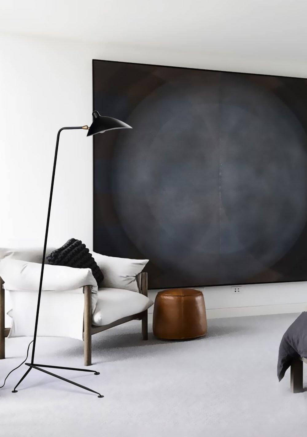 Elegant Tre-armet Gulvlampe