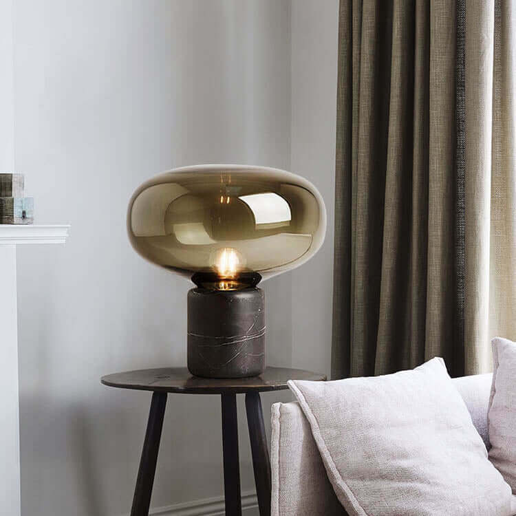 Elegant Bordlampe - Moderne Belysning