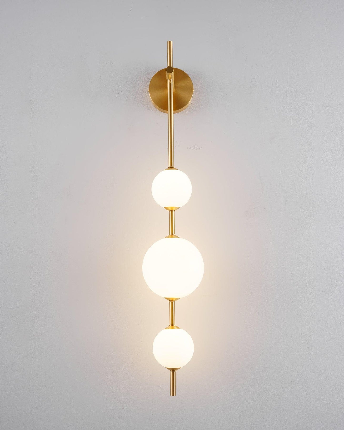 Elegant Vertikal Vegglampe i Glass