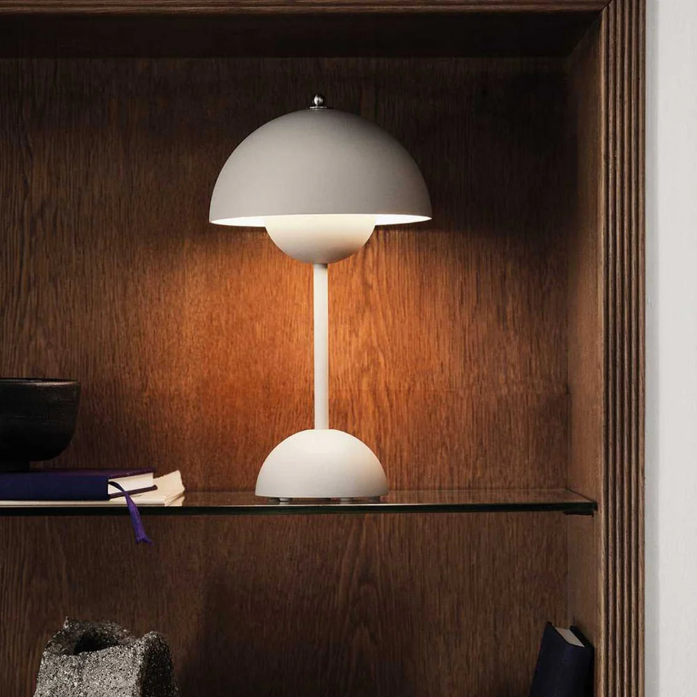 Ingrid | LED-bordlampe i retrodesign
