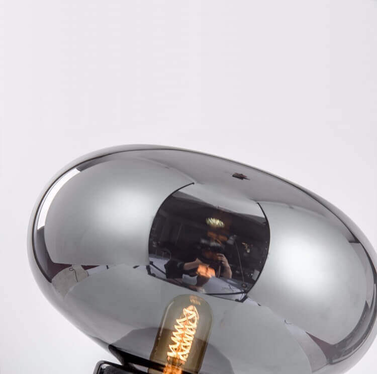 Elegant Bordlampe - Moderne Belysning