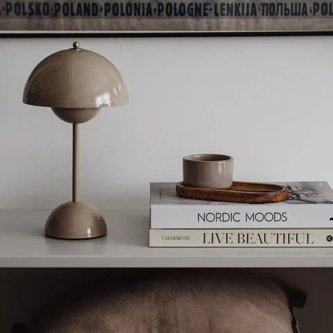 Ingrid | LED-bordlampe i retrodesign