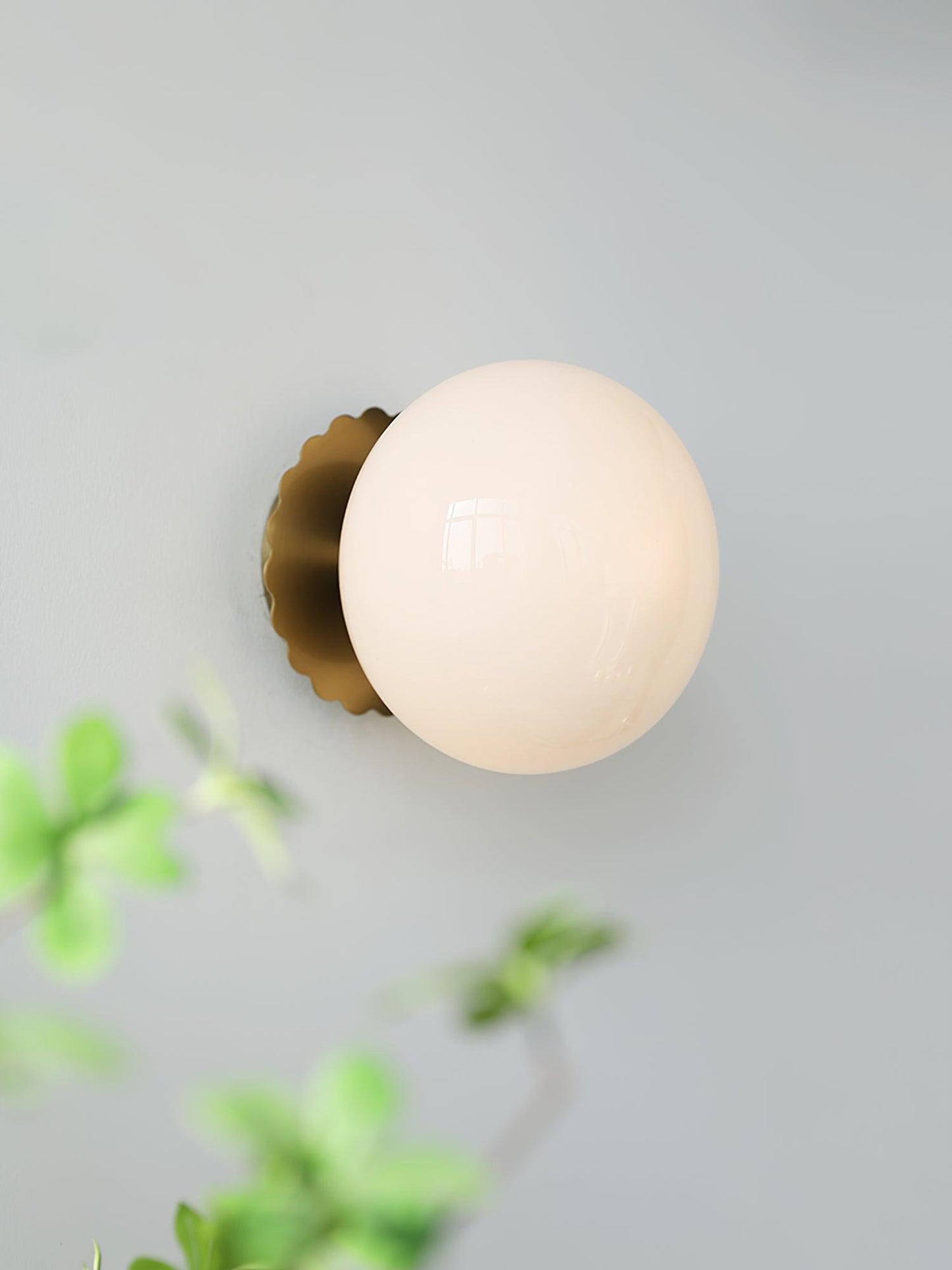 Elegant Bordlampe med Glasskjerm - Modern Hjembelysning